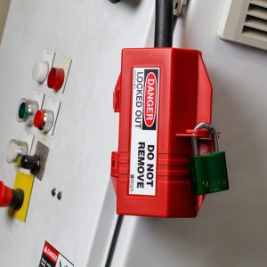 Lockout Devices for Plug Connections