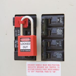 No-Hole Circuit Breaker Lockout